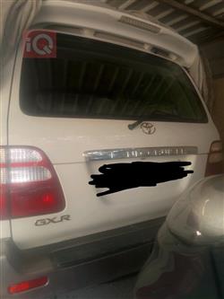 تۆیۆتا لاند کروزەر